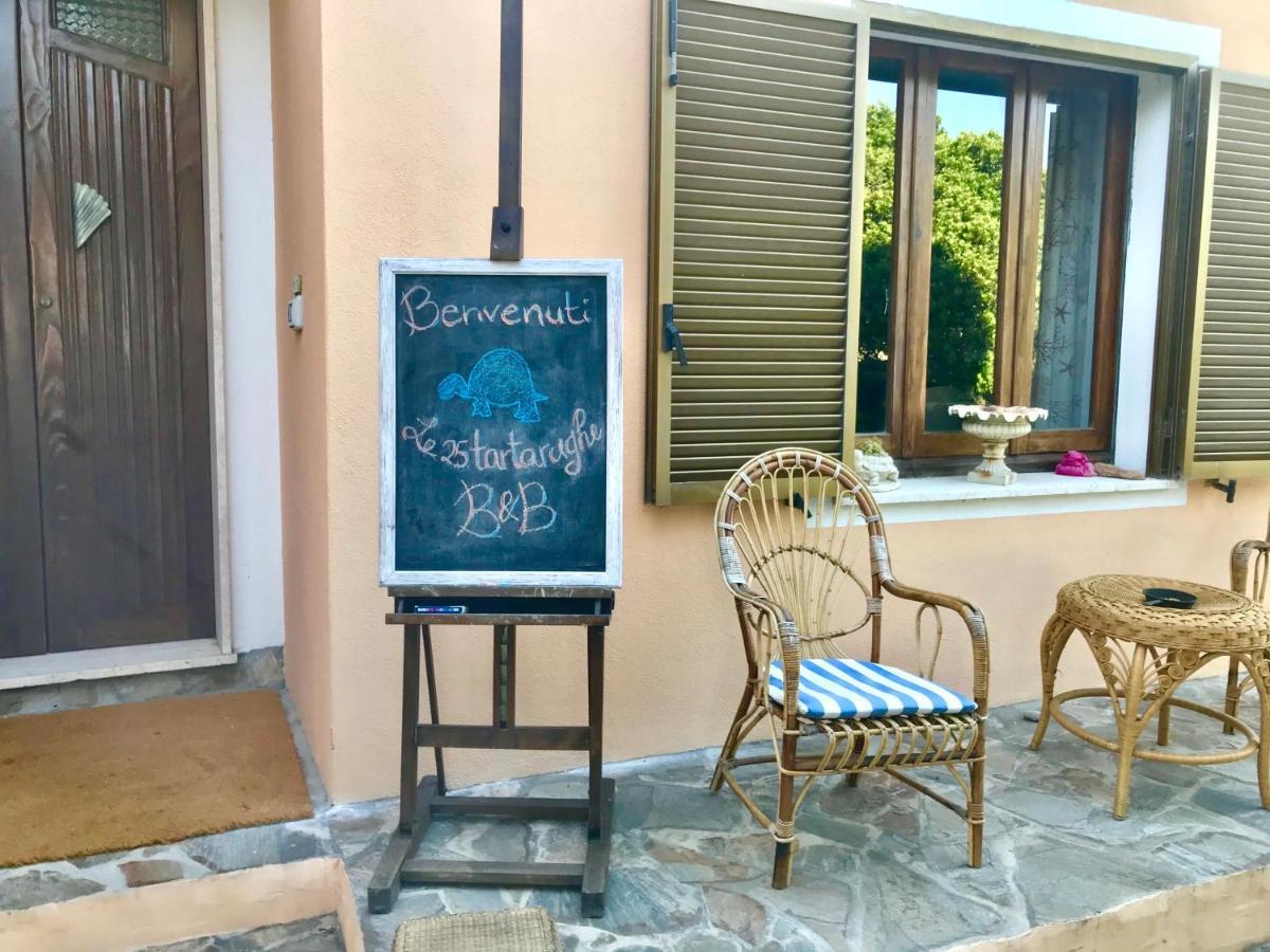 Bed and Breakfast Le 25 Tartarughe Santa Teresa Gallura Exterior foto