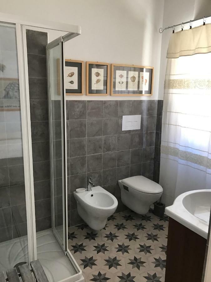 Bed and Breakfast Le 25 Tartarughe Santa Teresa Gallura Exterior foto